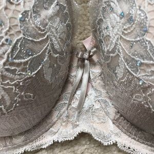 Victoria’s Secret Bra